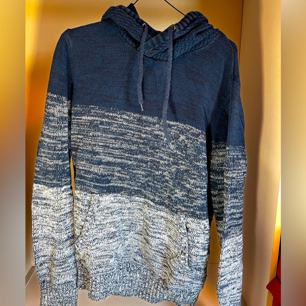 Medium Knit Retrofit Sweater